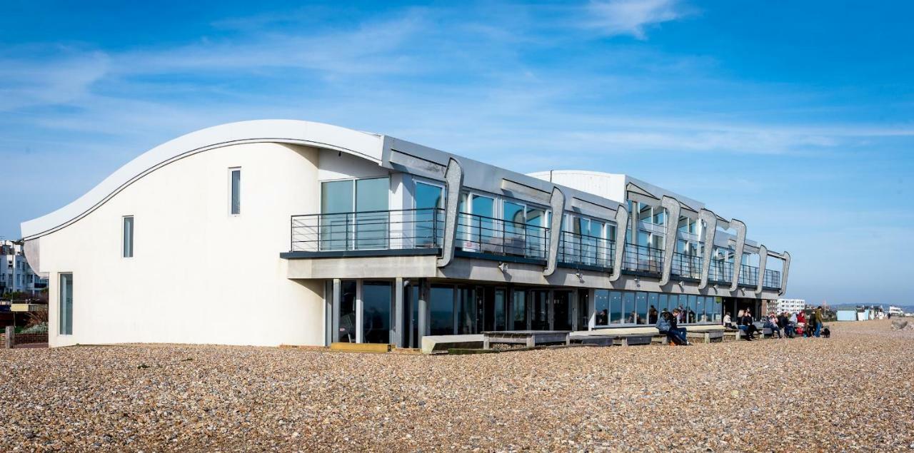 Lancing Beach Apartment. Εξωτερικό φωτογραφία